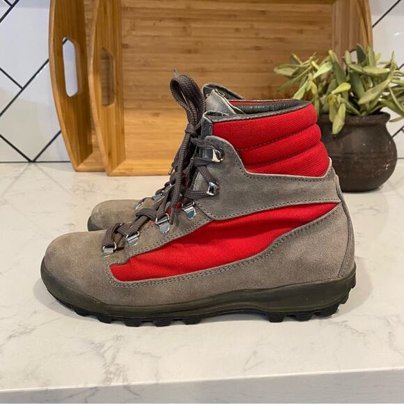 Vintage Vasque Hiking Boots Made in Italy Ankle Suede Gray Skywalk size 7.5 - Picture 3 of 15